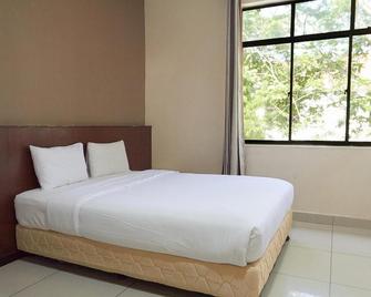 Langkawi Uptown Hotel - Langkawi - חדר שינה