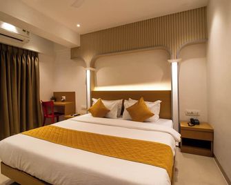 Hotel Malad Inn - Mumbai - Schlafzimmer