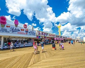 Aire Hotel - North Beach - Seaside Heights