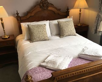 The Godwins - Hereford - Dormitor