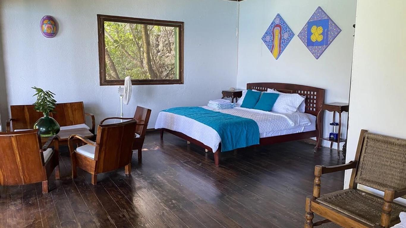 Chez Max, Cadras Haiti