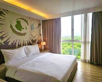The Idle Hotel and Residence - Pathum Thani