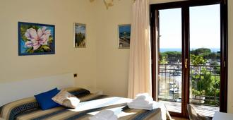 Airport House B&B - Reggio Calabria - Bedroom