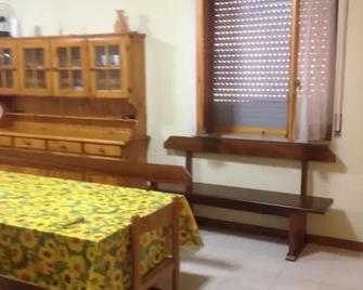 Bosamarina House - Bosa - Dining room