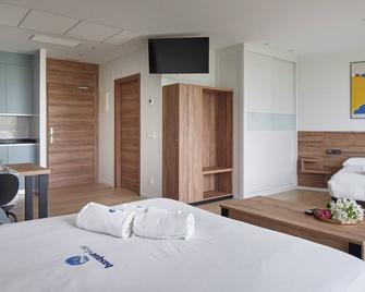 مانتولين أبارتمنتس - باسك ستاي - سان سباستيان - غرفة نوم