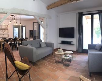 Le mas des doux instants - Saint-Ferréol-Trente-Pas - Sala de estar