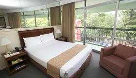 Madison Hotel Tower Mill - Brisbane - Bedroom