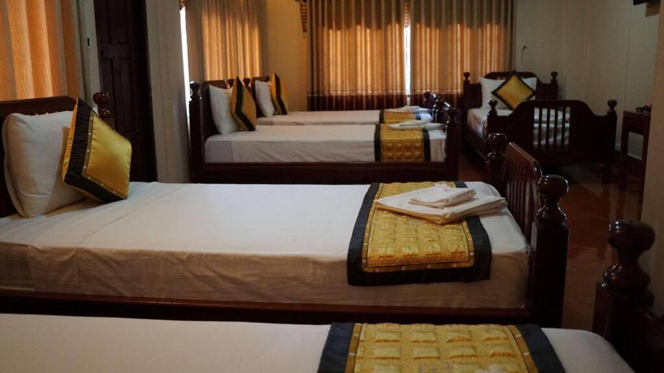 Mountain View Riverside Boutique Hotel