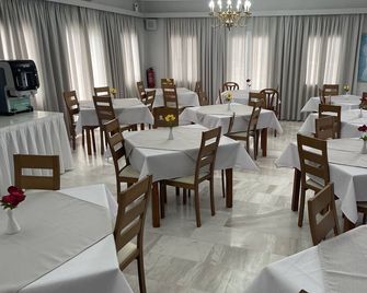 Albatros Hotel - Karterados - Restaurant