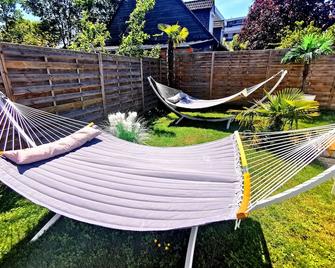 The White Home Broadway Love Room - Châteauroux - Patio