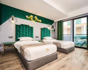 Neo Paly Hotel - Semporna - Bedroom