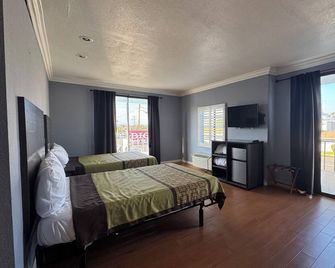 Big A Motel & Suites Near Disneyland Orange County - Orange - Soveværelse