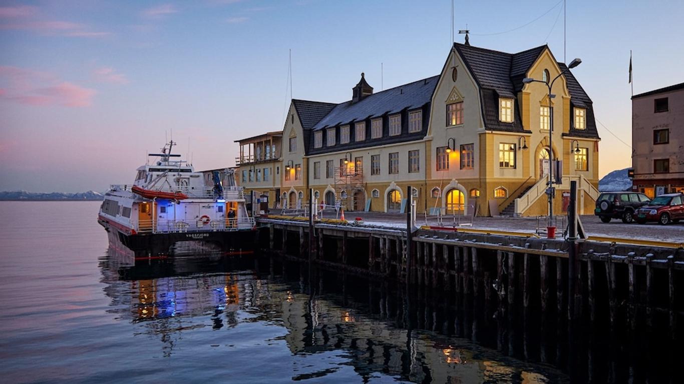 إف 2 هوتل هارستاد