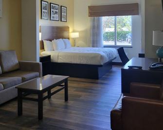 Sleep Inn and Suites Panama City Beach - פנמה סיטי ביץ' - חדר שינה
