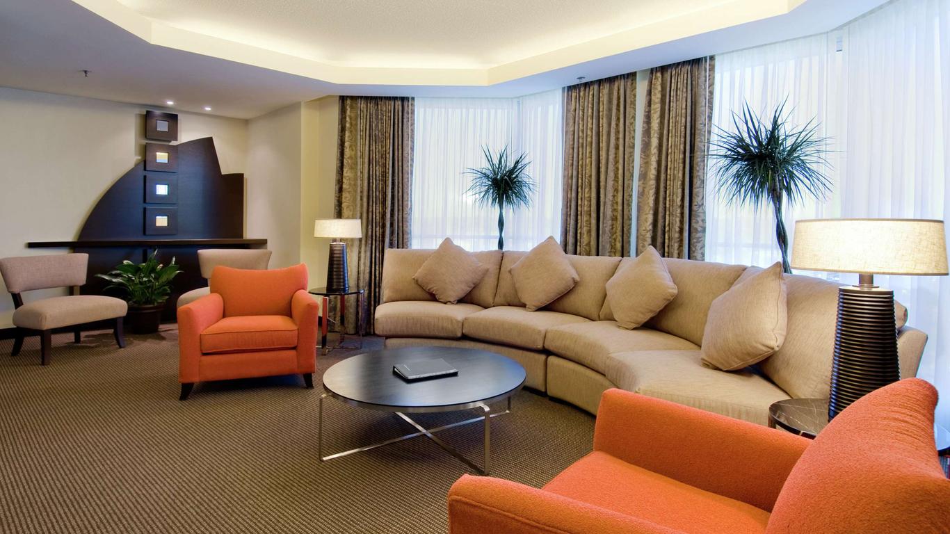 Hilton Toronto/Markham Suites Conference Center & Spa
