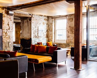 The Henry Jones Art Hotel - Hobart - Lounge