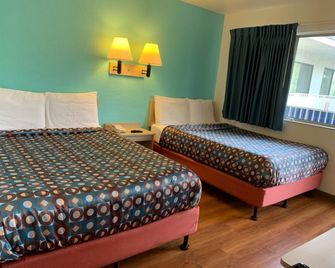 Vagabond Inn Sylmar - Los Angeles - Bedroom