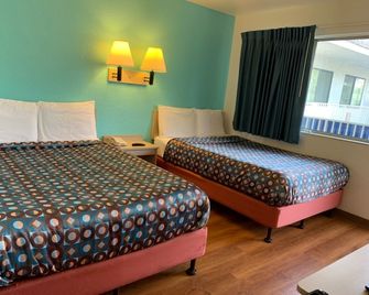 Vagabond Inn Sylmar - Los Angeles - Bedroom