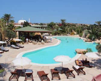 Cupola Bianca Resort - Lampedusa - Piscina