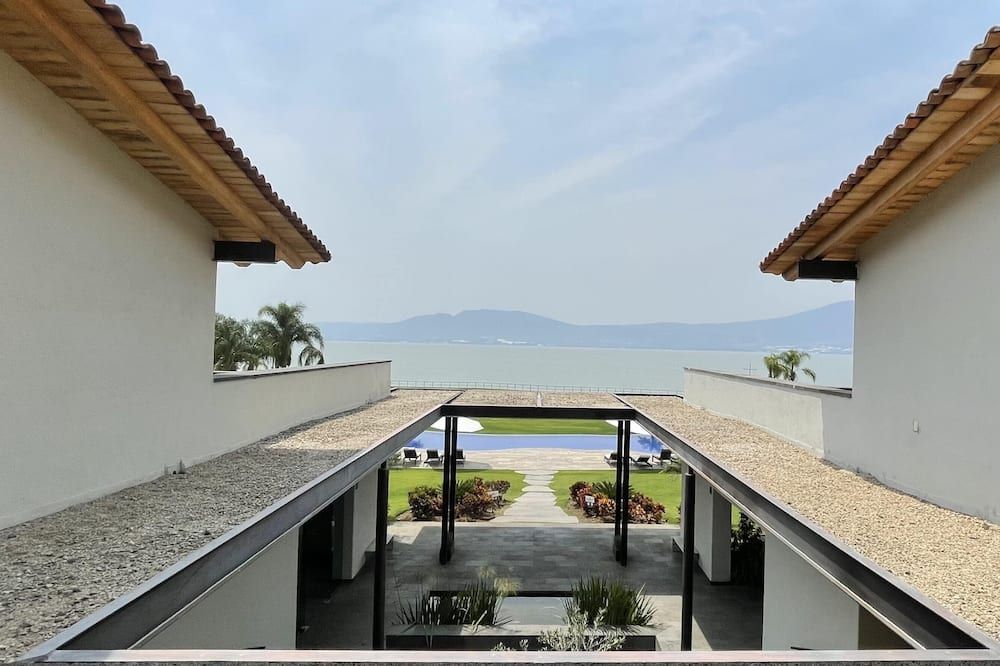 La Reserva Chapala - אחיחיק - מרפסת