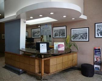 Paulista Center - Sao Paulo - Front desk