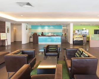 The LimeTree Hotel - קוצ'ינג - דלפק קבלה