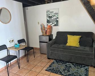 Trotamundos - San Juan - Living room