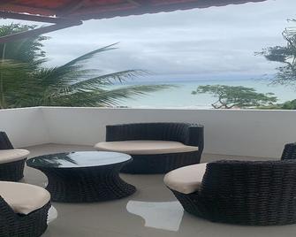 Casa Jama Con Piscina Propia - Jama - Balcón