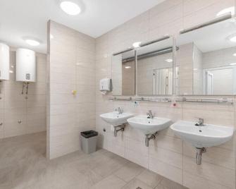 Hostel Elli - Σπλιτ