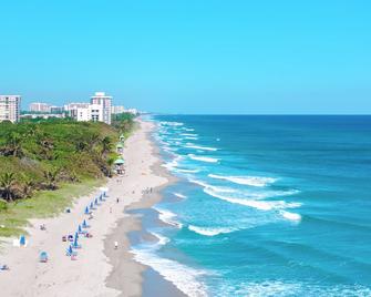 Beachside Luxury Private Townhome with Pool and Ocean Views - Boca Raton - Ranta