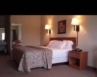City Heart Inn & Suites - Piedmont - Habitación
