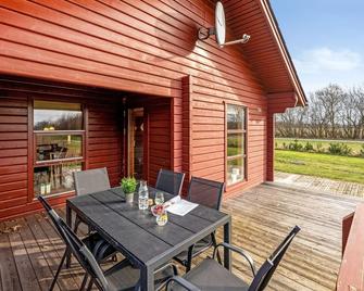 \'Engeline\' - 300m to the inlet by Interhome - Vemb - Patio