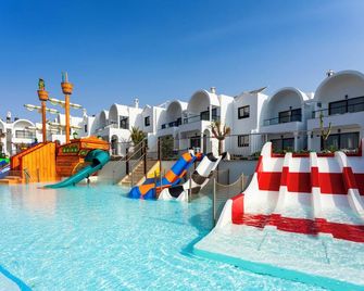 Bakour Lanzarote Splash - Puerto del Carmen - בריכה