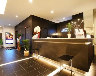 Hotel Livemax Himeji Shiyakusho Mae - Himeji - Rezeption