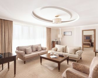 Chinar Health Hotel Naftalan - Naftalan - Sala de estar
