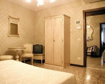 Hotel Locanda Armizo - Venice