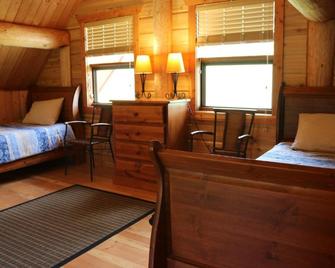 Bear Valley Highlands - Lumby - Bedroom