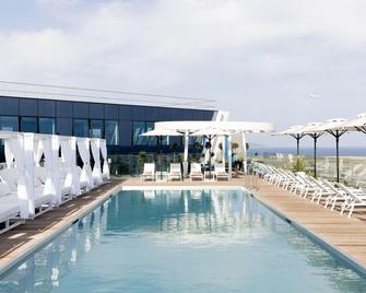 Sheraton Nice Airport - Nice - Pool