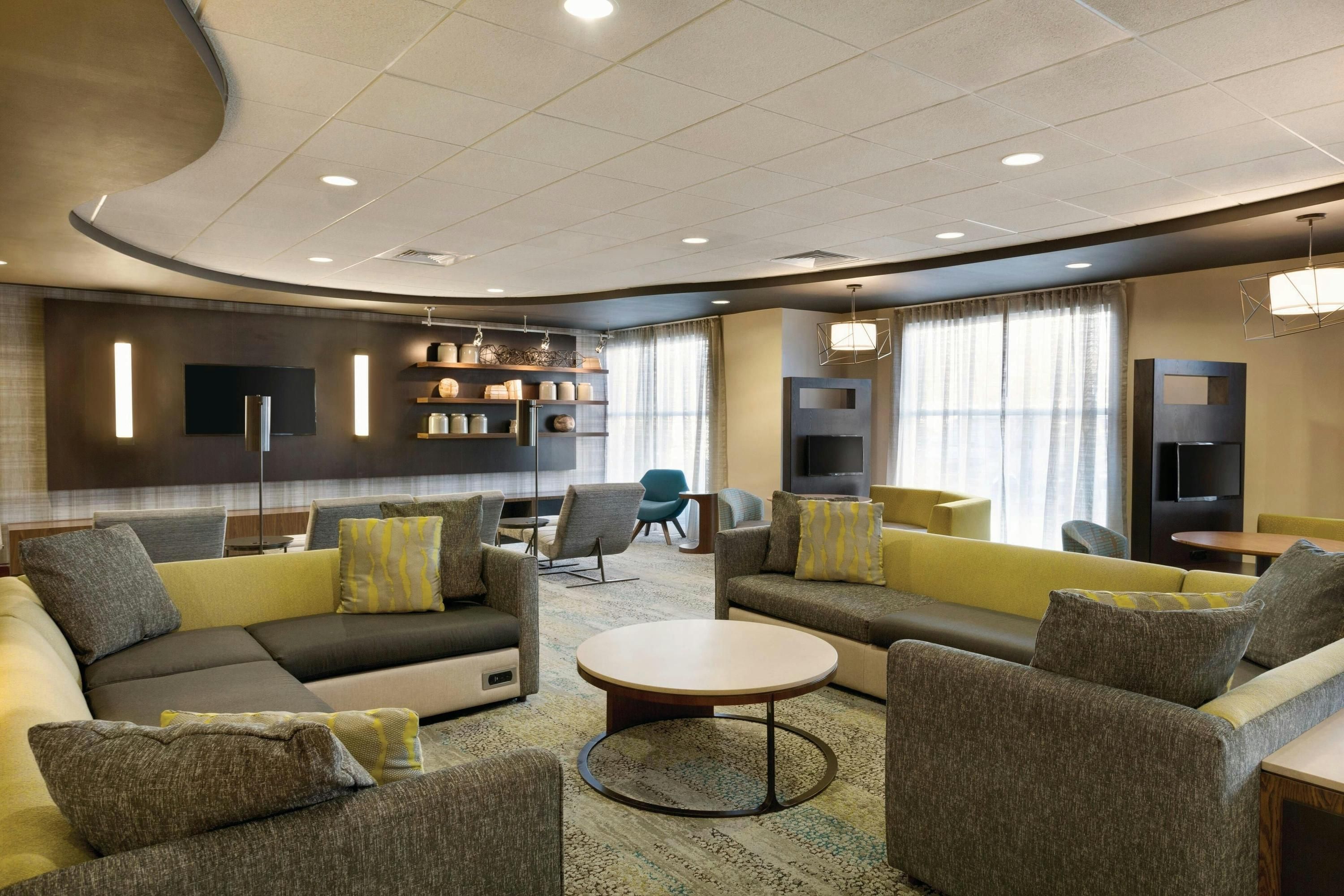 Courtyard by Marriott Fort Smith Downtown - Fort Smith - Lounge