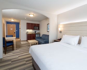 Holiday Inn Express & Suites Grand Blanc By IHG - Grand Blanc - Makuuhuone