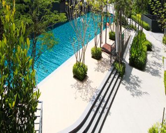 The Miere Suites @ Klia Sepang - Sepang - Pool