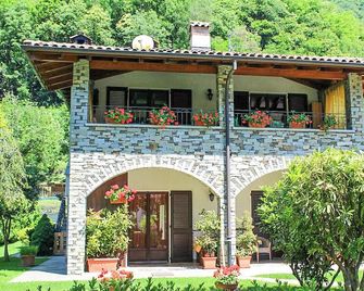 Piccola Oasi by Lago Reisen - Cannobio - Gebäude