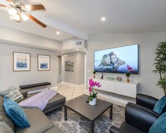 Disneyland Dream Villa 5 Br 3 Ba Arcade Games - Anaheim