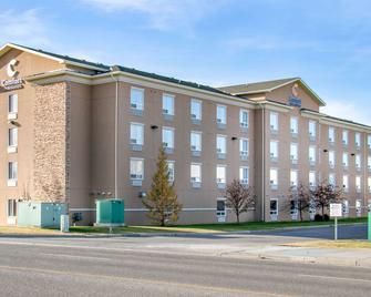 Comfort Inn & Suites - Airdrie - Κτίριο