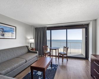 Coastal Hotel & Suites Virginia Beach - Oceanfront - Virginia Beach - Sala de estar