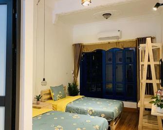 City view/ Old Quarter house/ Balcony / Sunny homestay - Hanoi - Bedroom