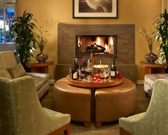 Wine Valley Inn - Solvang - Lounge