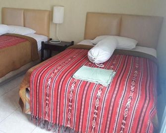 Melur 15 Homestay - Mataram - Habitación