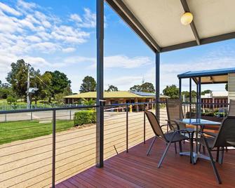 Lakes Entrance Tourist Park - Lakes Entrance - Balcony