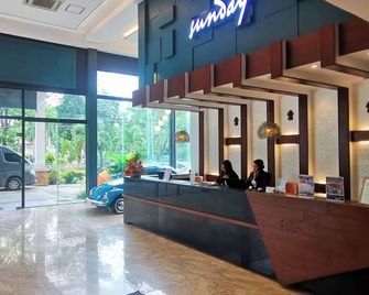 Sunday Hevea Hotel and Resort - Angeles City - Recepción